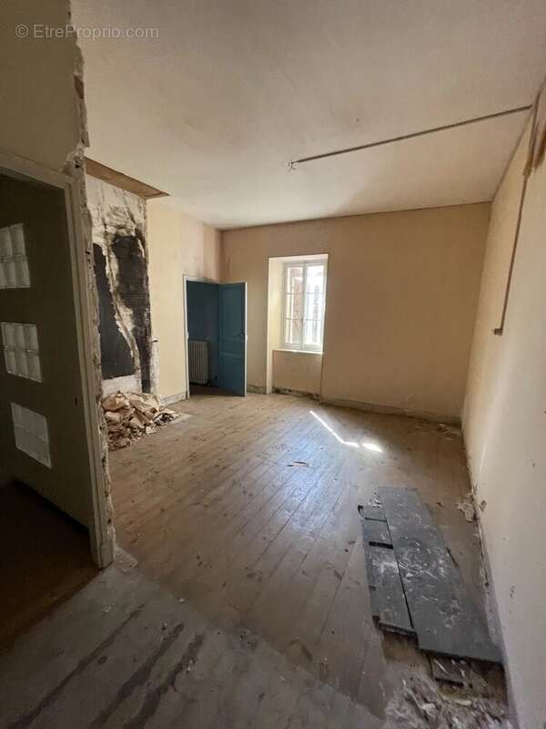 Maison à SALIES-DU-SALAT