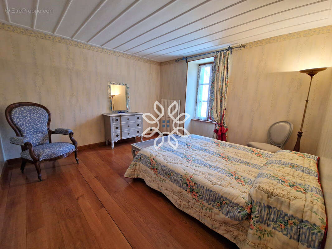 Maison à PEYRUSSE