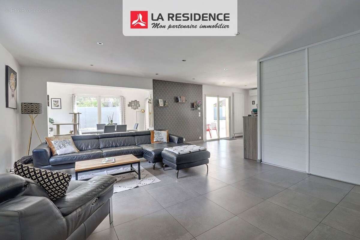 Maison 150 m² à Frejus  - photo 2