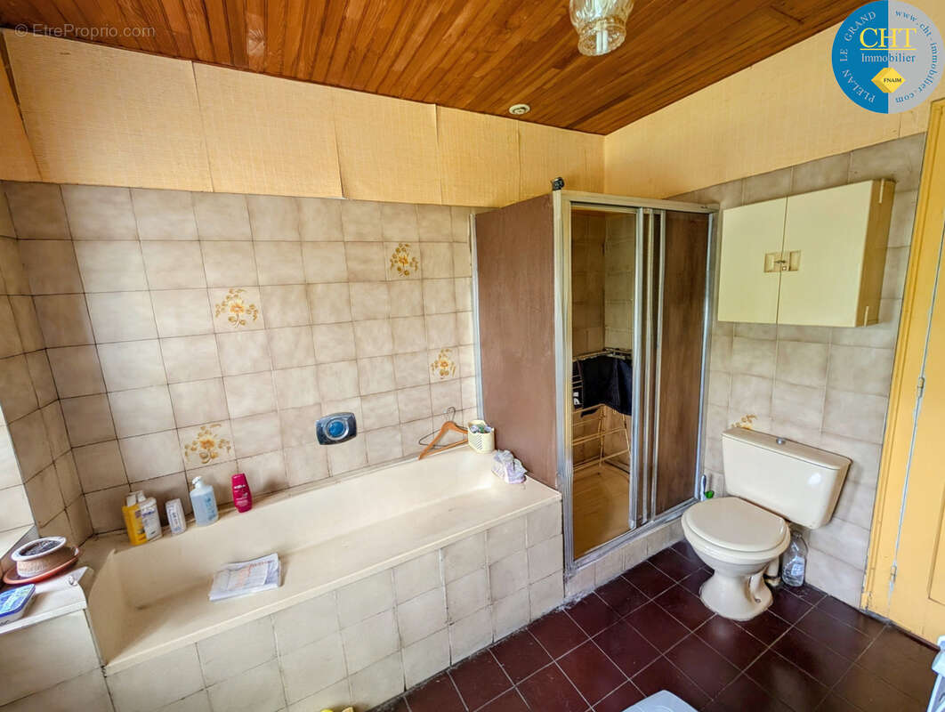 Maison de plain-pied sur grand terrain constructible   saint-malo-de-beignon (56380) avec cht immobilier - photo 13
