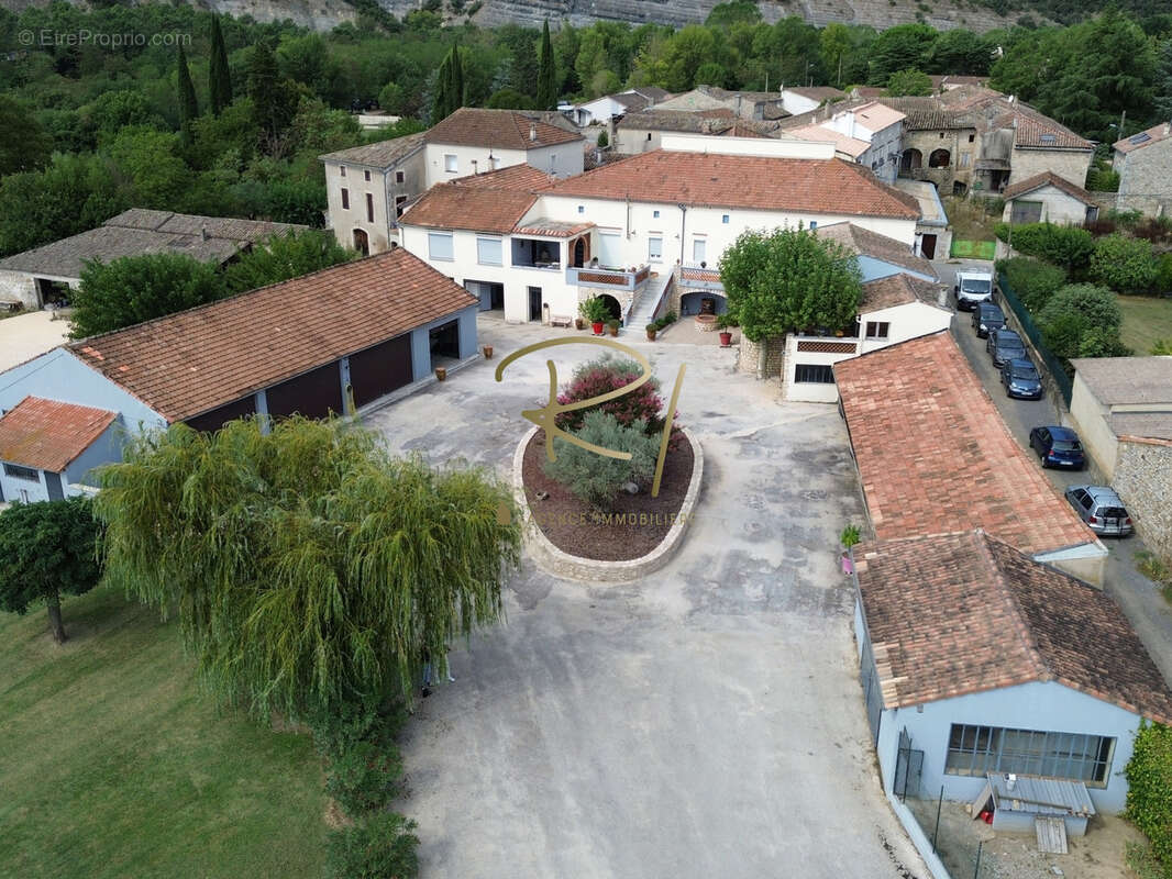 Maison à VALLON-PONT-D&#039;ARC