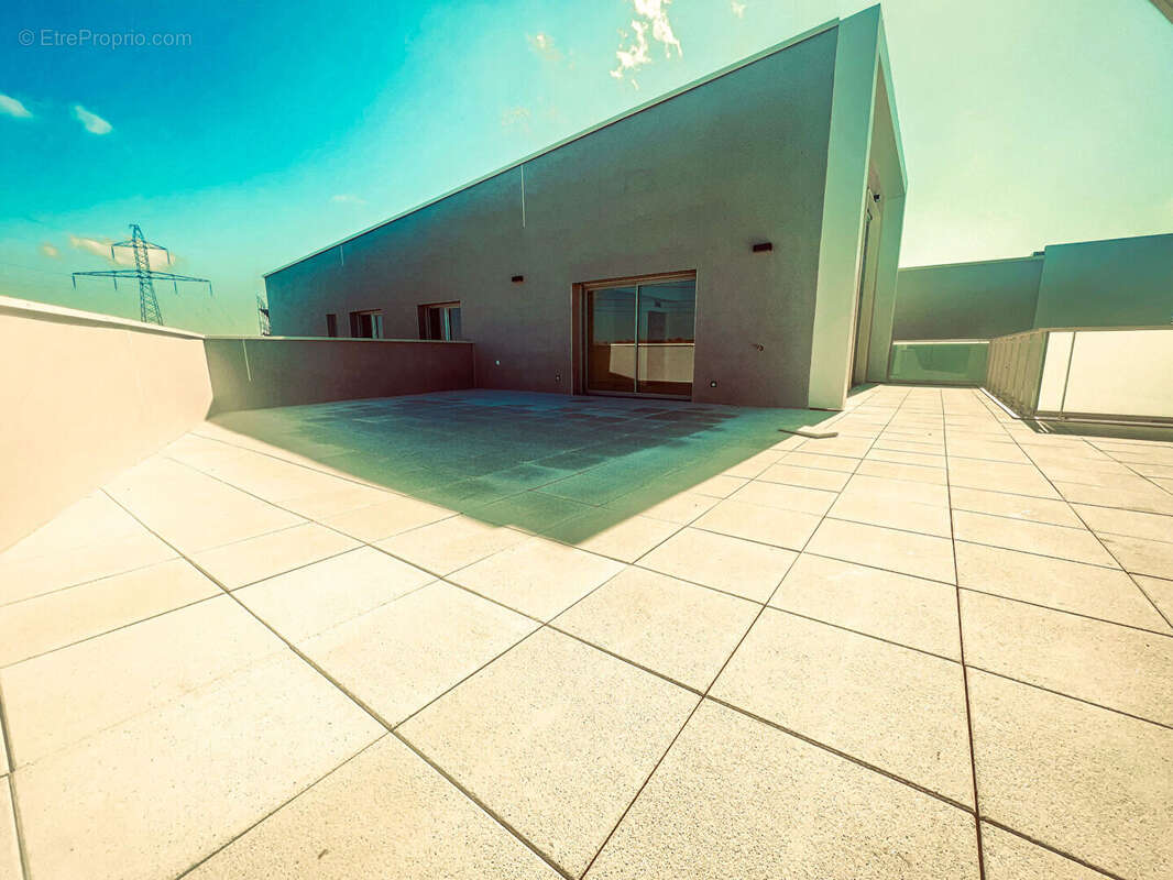 Appartement à AUZEVILLE-TOLOSANE