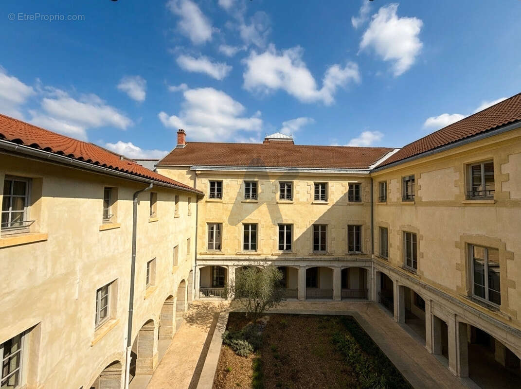 Appartement à LYON-5E