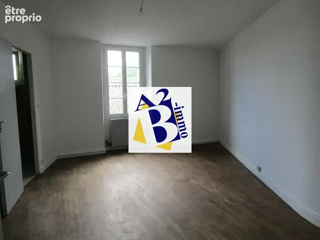 ANGOULEME, immeuble de rapport, 1T2, 2T3 - photo 12