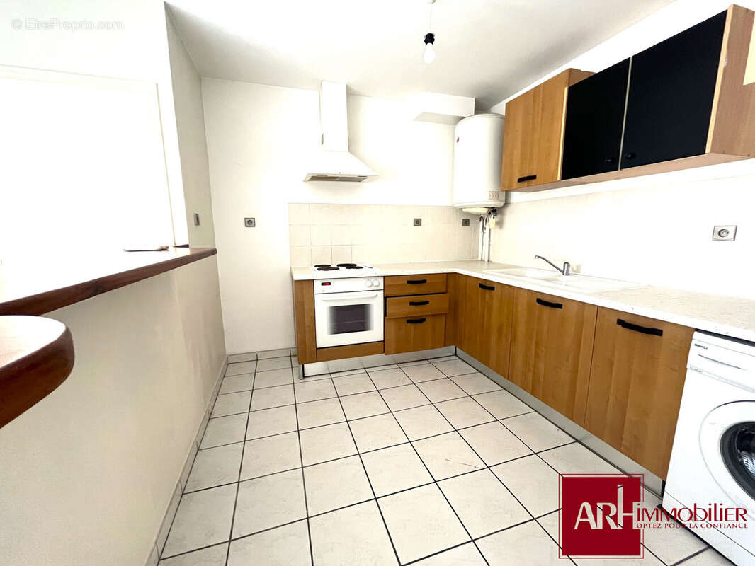 cuisne - Appartement à SAINT-DENIS