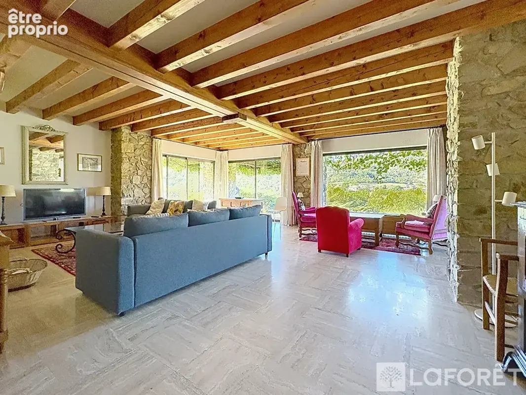 Maison d'architecte Mazeyrat D Allier 7 pièce(s) 230 m2 - photo 4