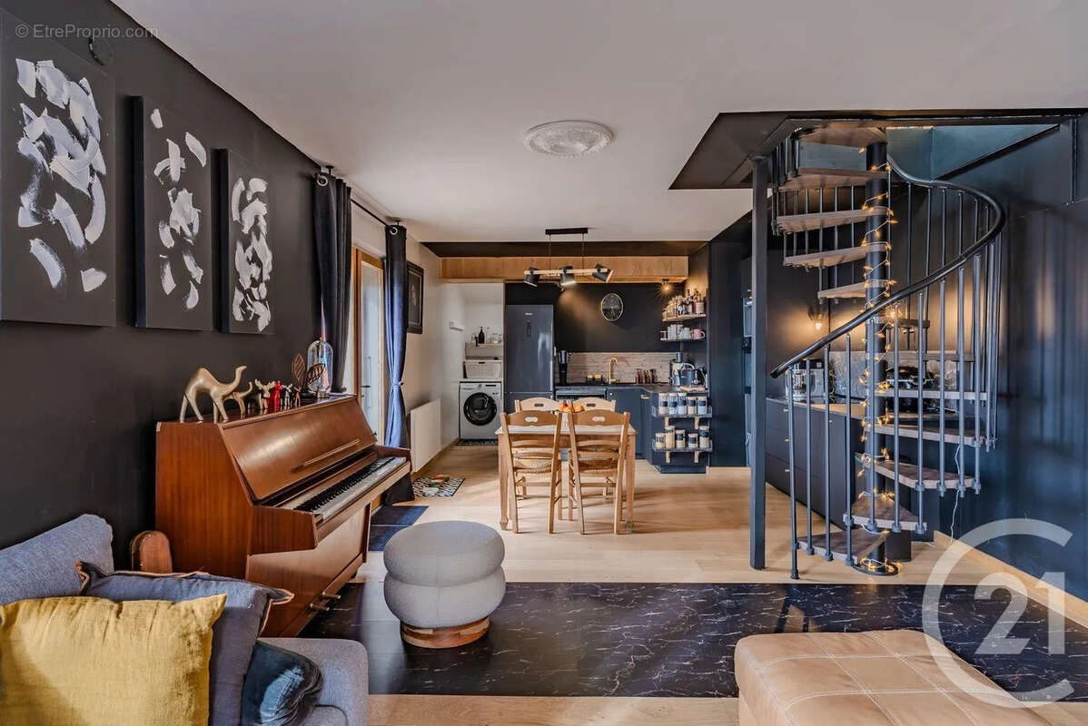 Maison à THOLLON-LES-MEMISES