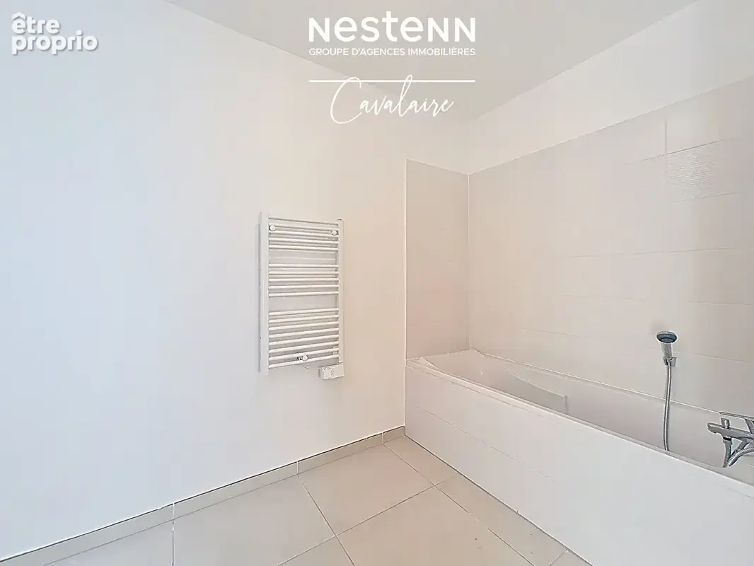 TOUT A PIED - Appartement Cavalaire-sur-Mer 4 pièce(s) 87 m2 premier et dernier étage - photo 16