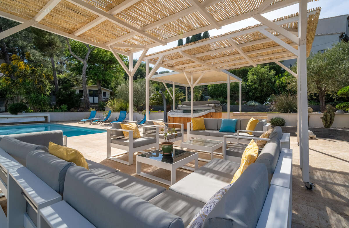 Maison à SIX-FOURS-LES-PLAGES