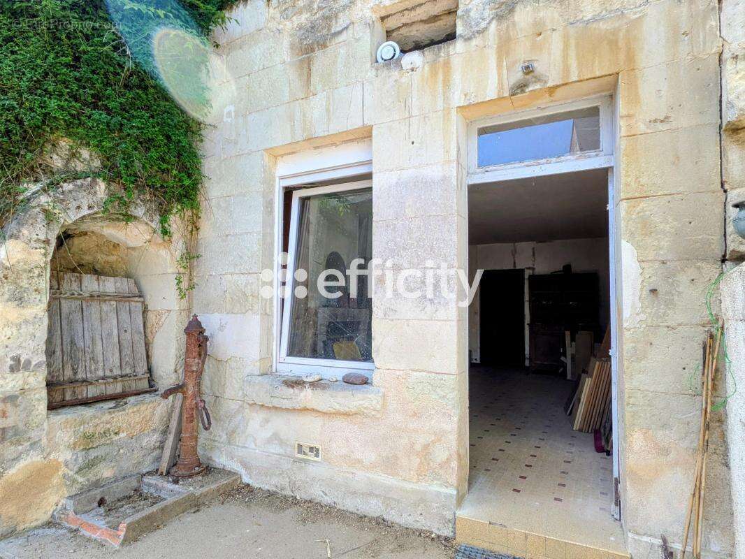 Maison 100 m² à Cinq-Mars-La-Pile  - photo 9