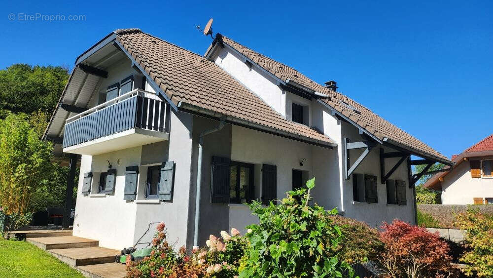 Maison à NAVES-PARMELAN