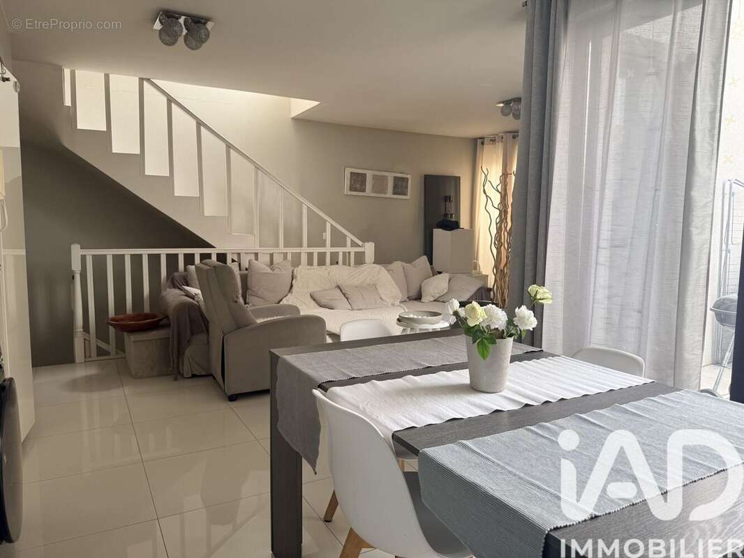 Maison 74 m² à Noisy-Le-Sec  - photo 3