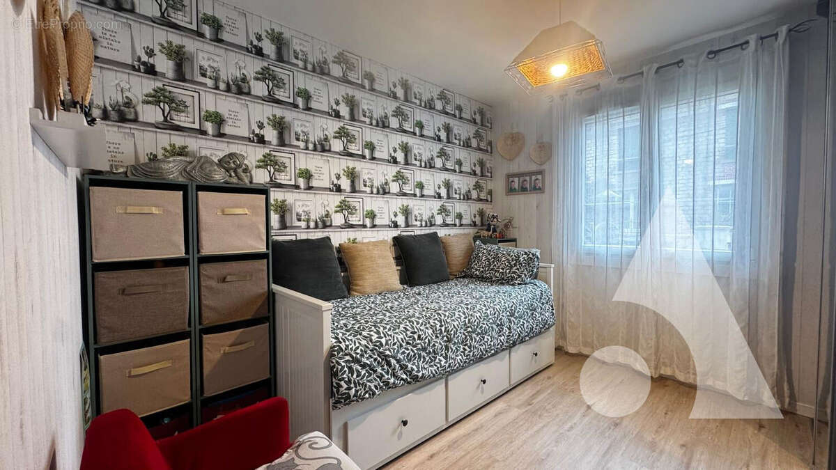 Maison à CREPY-EN-VALOIS