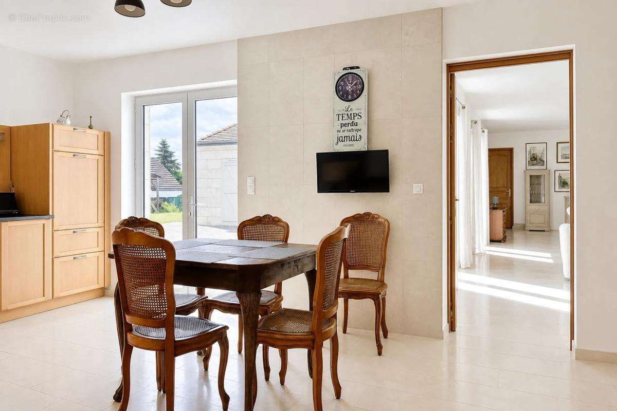 Maison à MESLAND