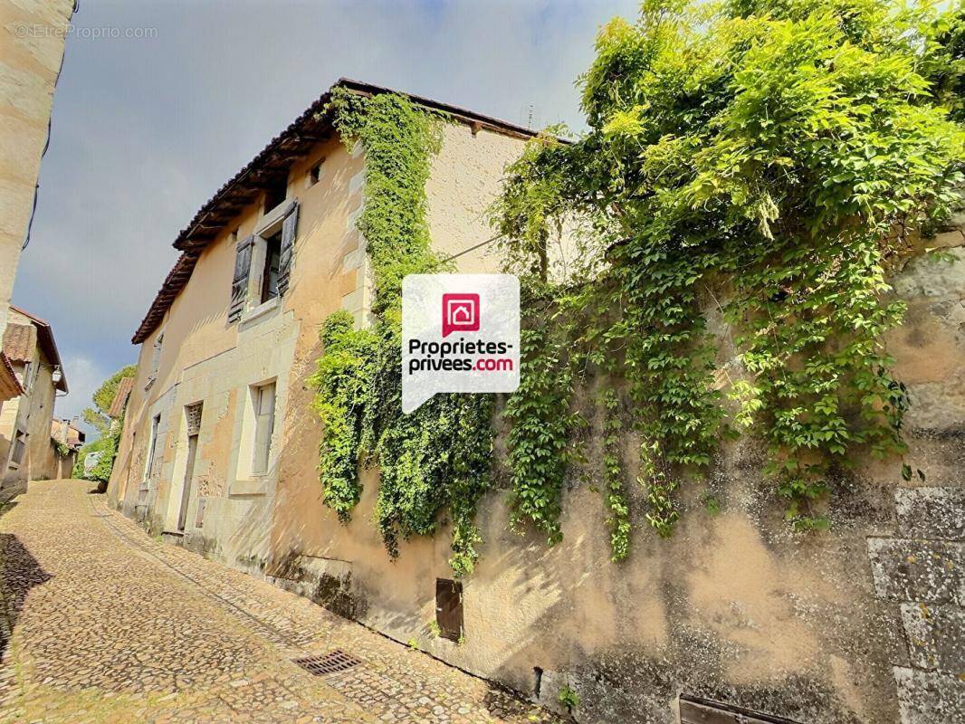 Maison à SAINT-AQUILIN