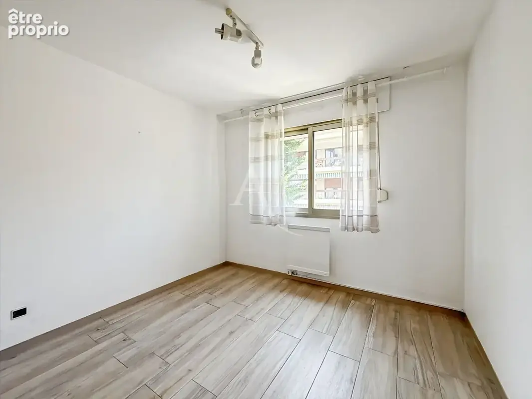 Appartement  square Carnot  3 pièces 64.06 m² . - photo 13