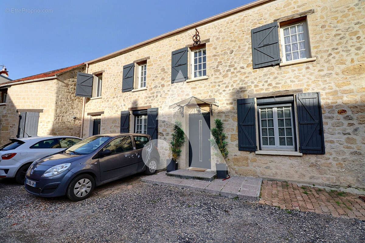 Maison Mery Sur Oise 90 m2 - CACHET DE L'ANCIEN - photo 8