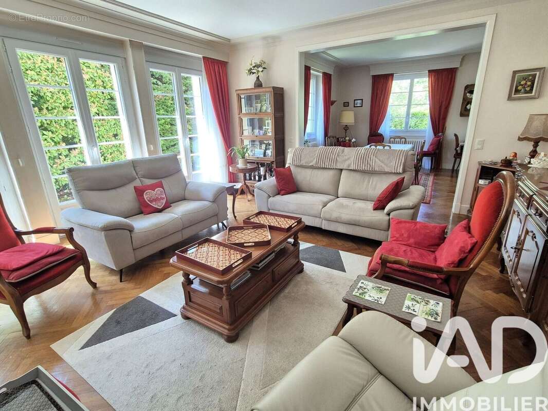 Maison 236 m² à Aussillon  - photo 5
