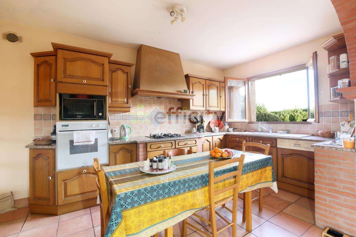 Maison à SAINTE-FOY-D'AIGREFEUILLE