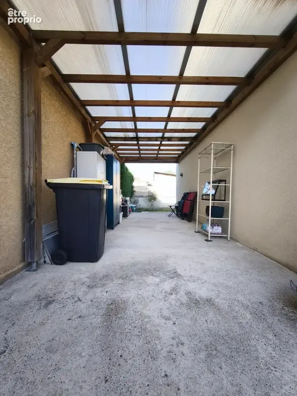 Maison au coeur du village de montagny avec terrasse et beaux volumes. - photo 13