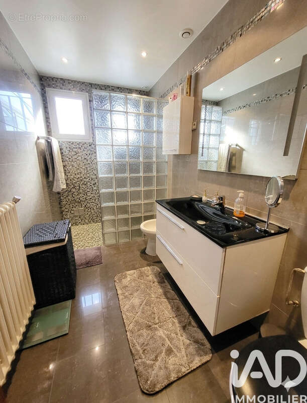 Photo 6 - Maison à MORANGIS