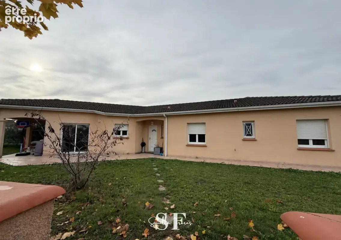 Agen rive gauche - villa avec garage - piscine et terrain - photo 2