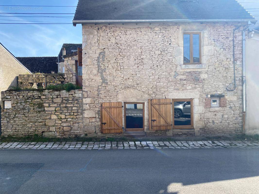 Maison à RUFFEC