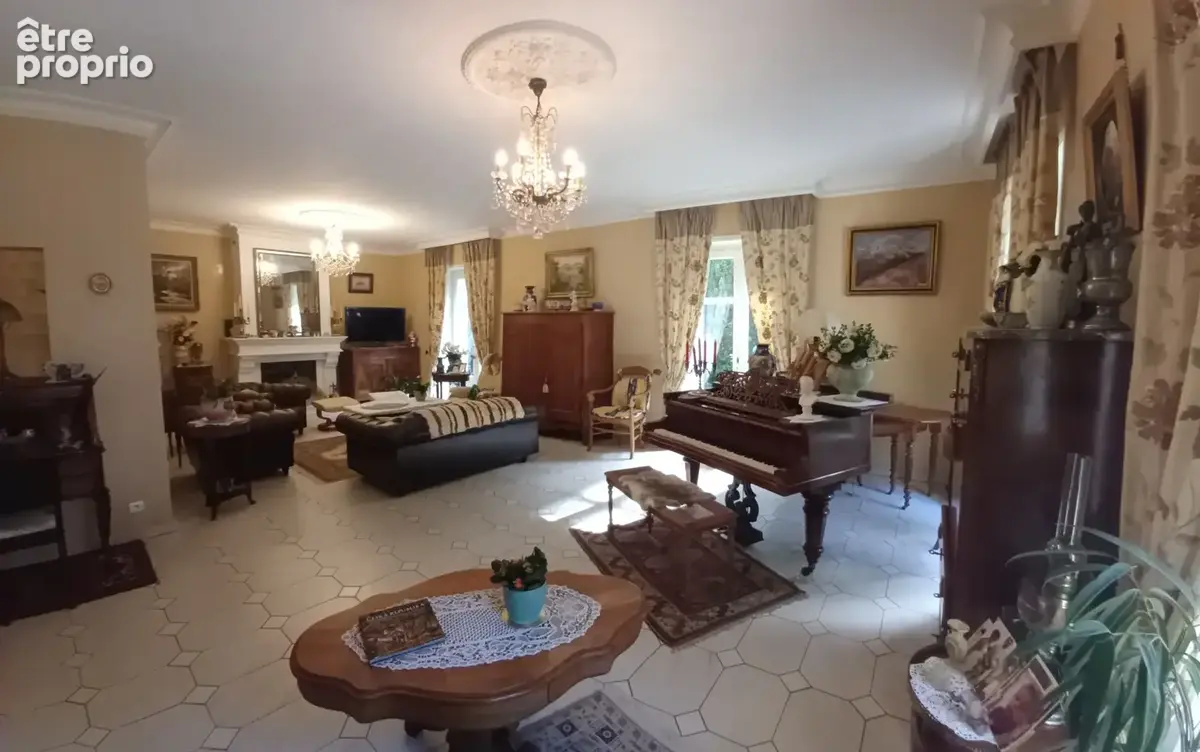 Propriété de charme style provençal dans un cadre verdoyant - photo 4