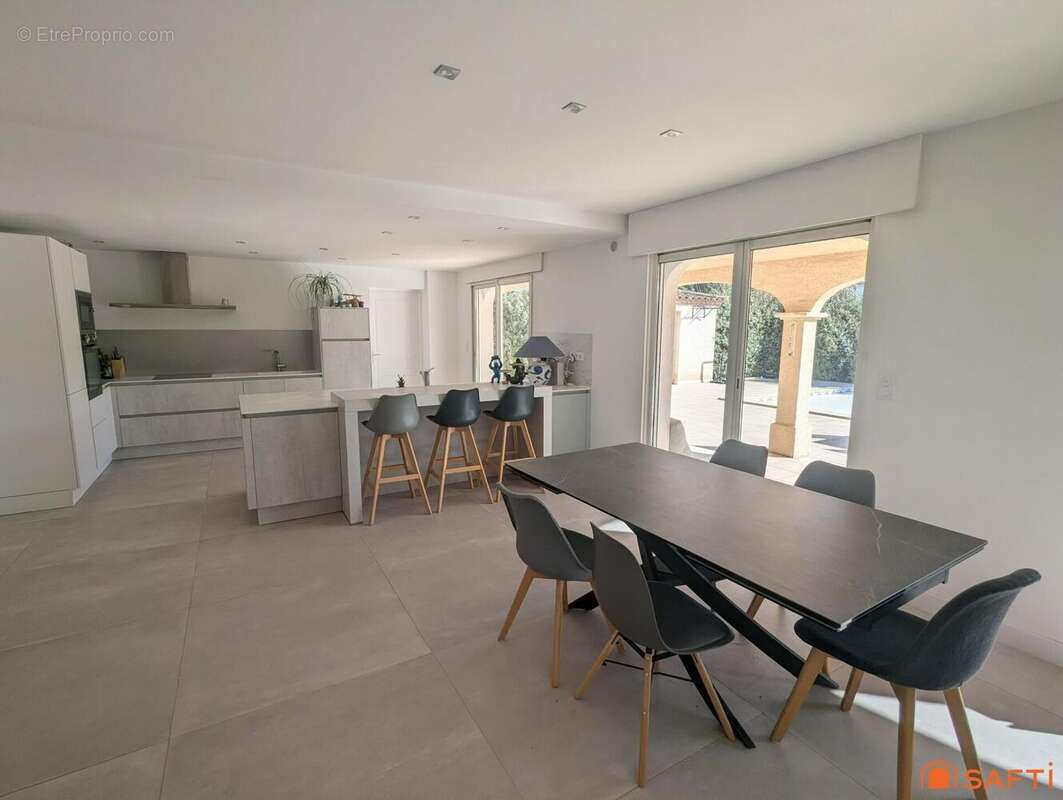 Photo 3 - Maison à AIGUES-MORTES