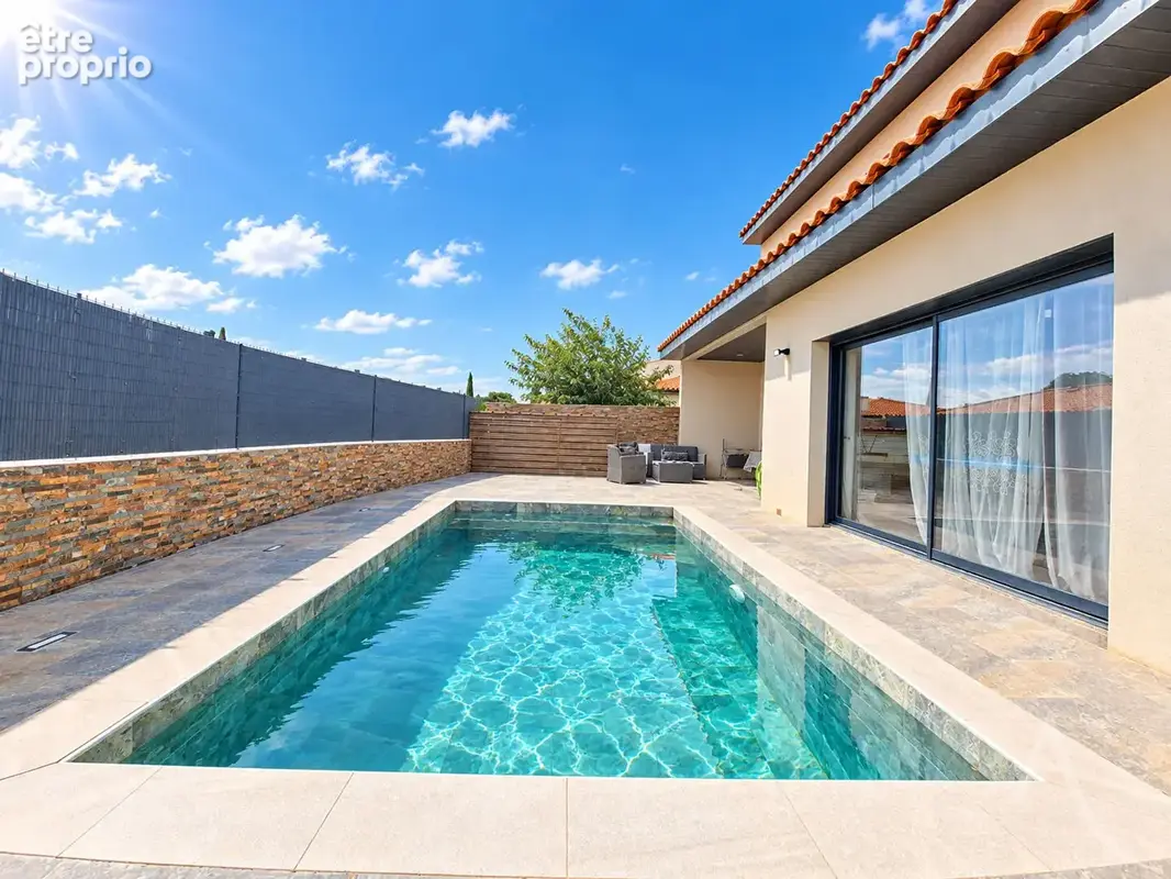 Baixas, Villa composée de 5 chambres, avec garage et piscine - photo 2