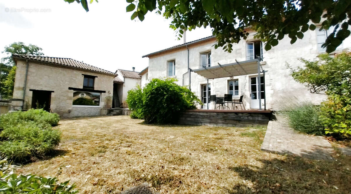 Maison à CHANCELADE