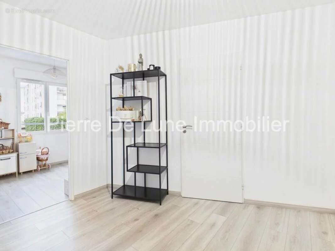 Appartement à SATHONAY-CAMP