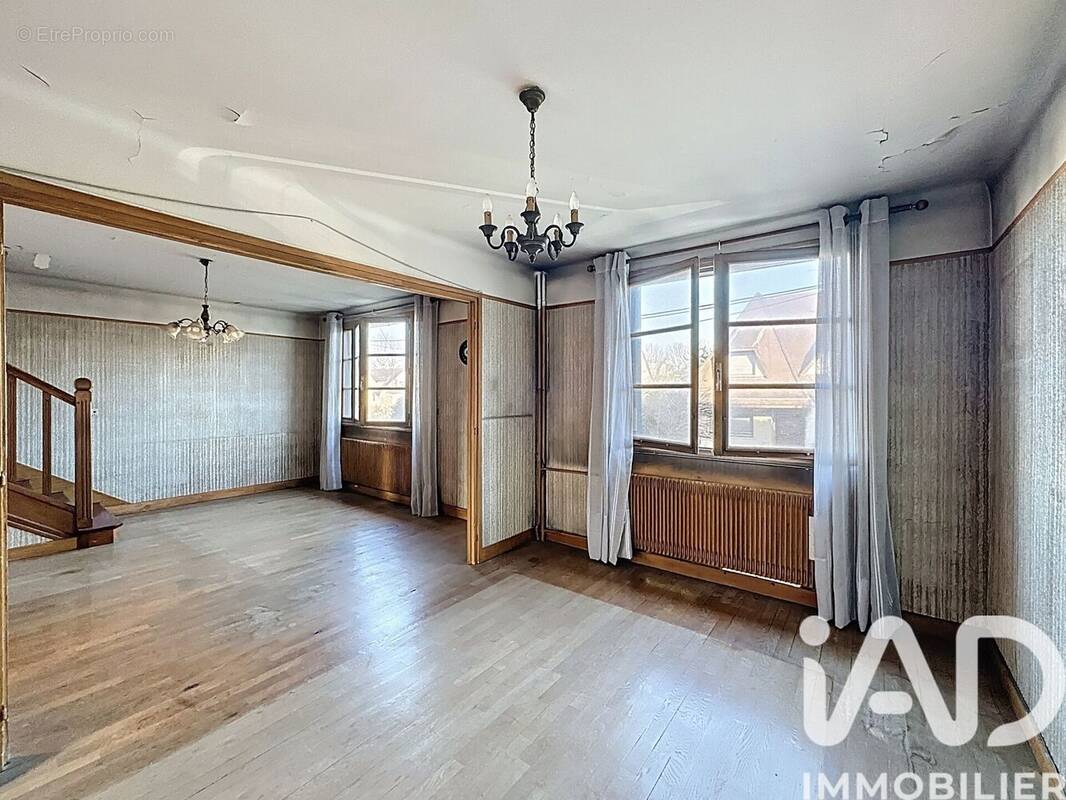 Photo 1 - Maison à L'HAY-LES-ROSES