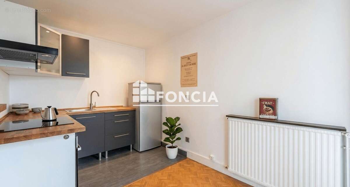 Appartement à LEVALLOIS-PERRET