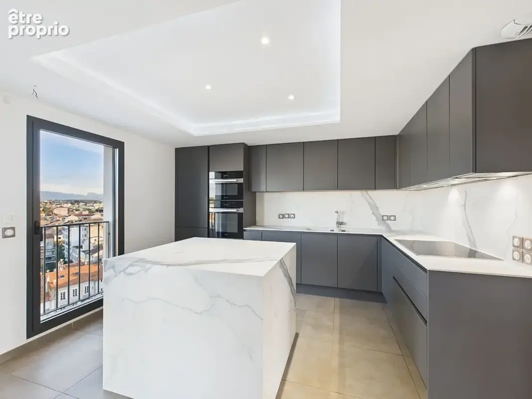 Appartement 144m² duplex t6 avec 3 terrasses  2 garages  1 cave - photo 3