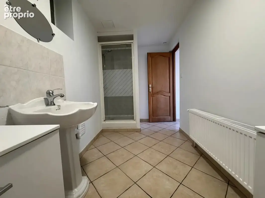 3 chambres - sans travaux - photo 7