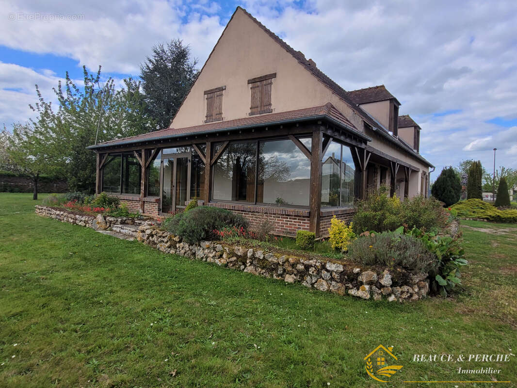 Maison à FONTENAY-SUR-EURE