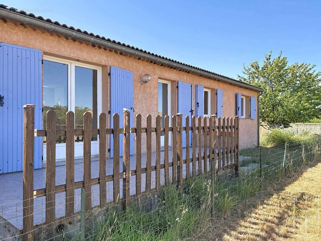 Proche centre RUOMS - Villa 3 chambres - 2 terrasses - photo 24