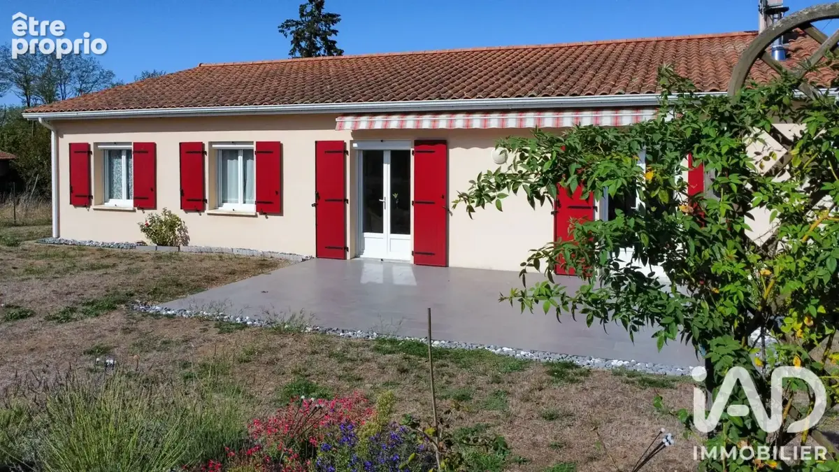 Photo 1 - Maison à CHABANAIS
