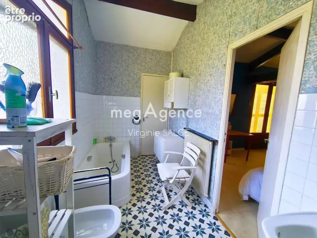 Ramoville saint-agne - maison familiale t5 de 156m² sur parcelle de 1511m² - photo 14