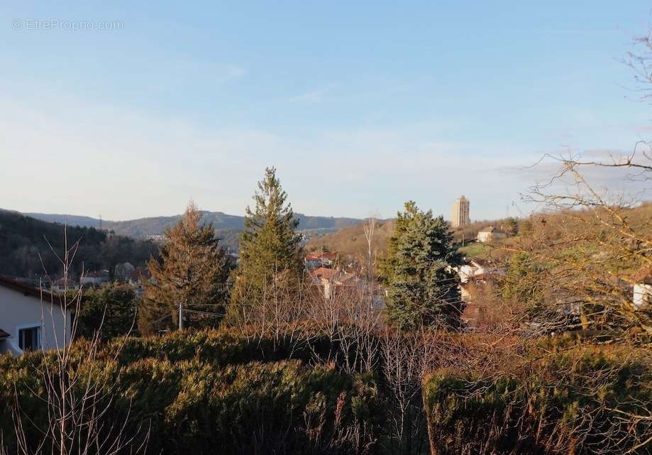 Maison sur 1200m2 de terrain - photo 8