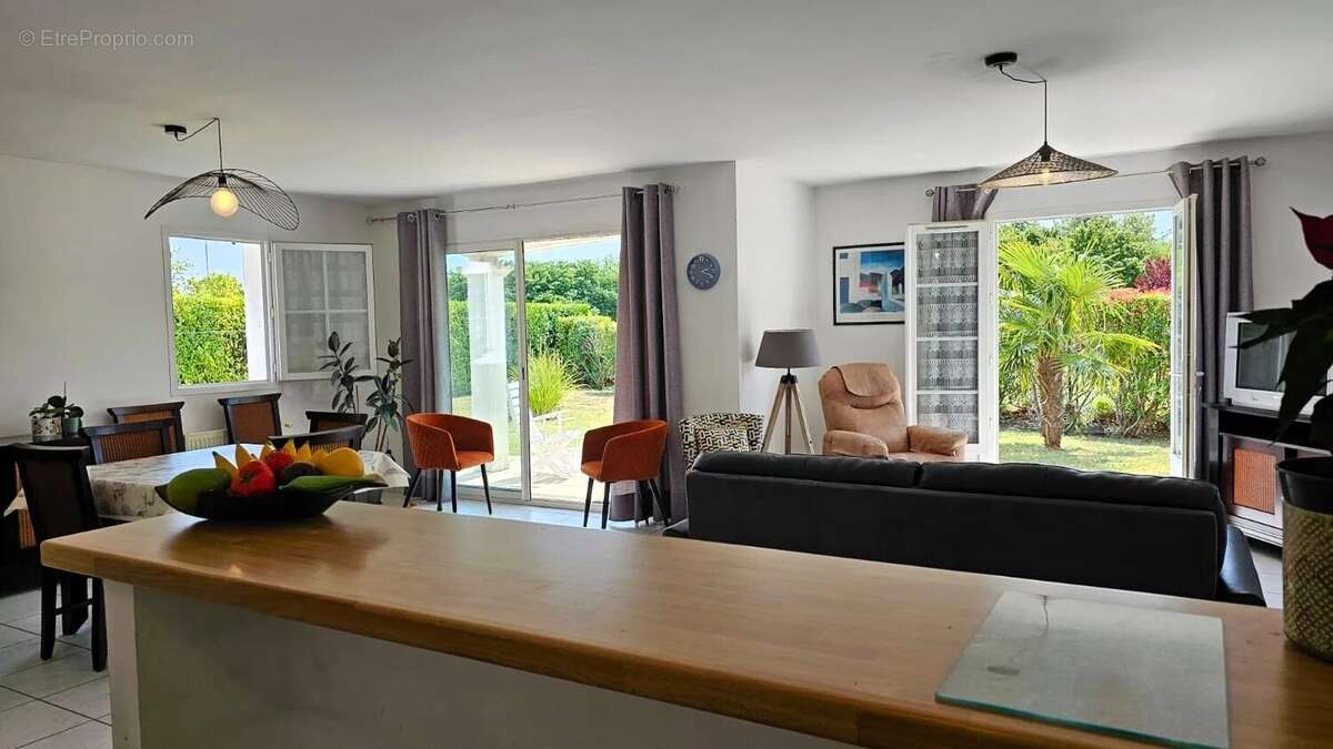 Maison à SAINT-SULPICE-DE-ROYAN