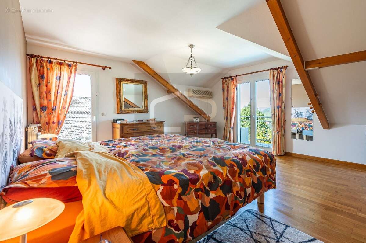 Maison à SAINT-MARTIN-BELLEVUE
