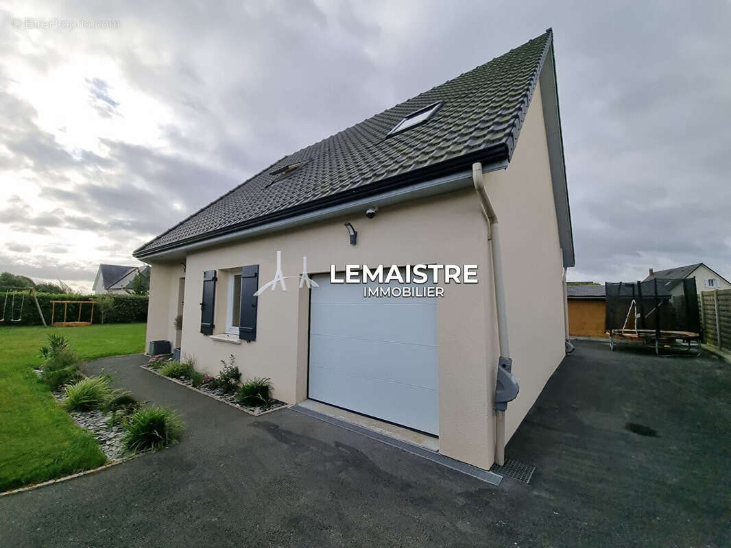 Maison à BENOUVILLE