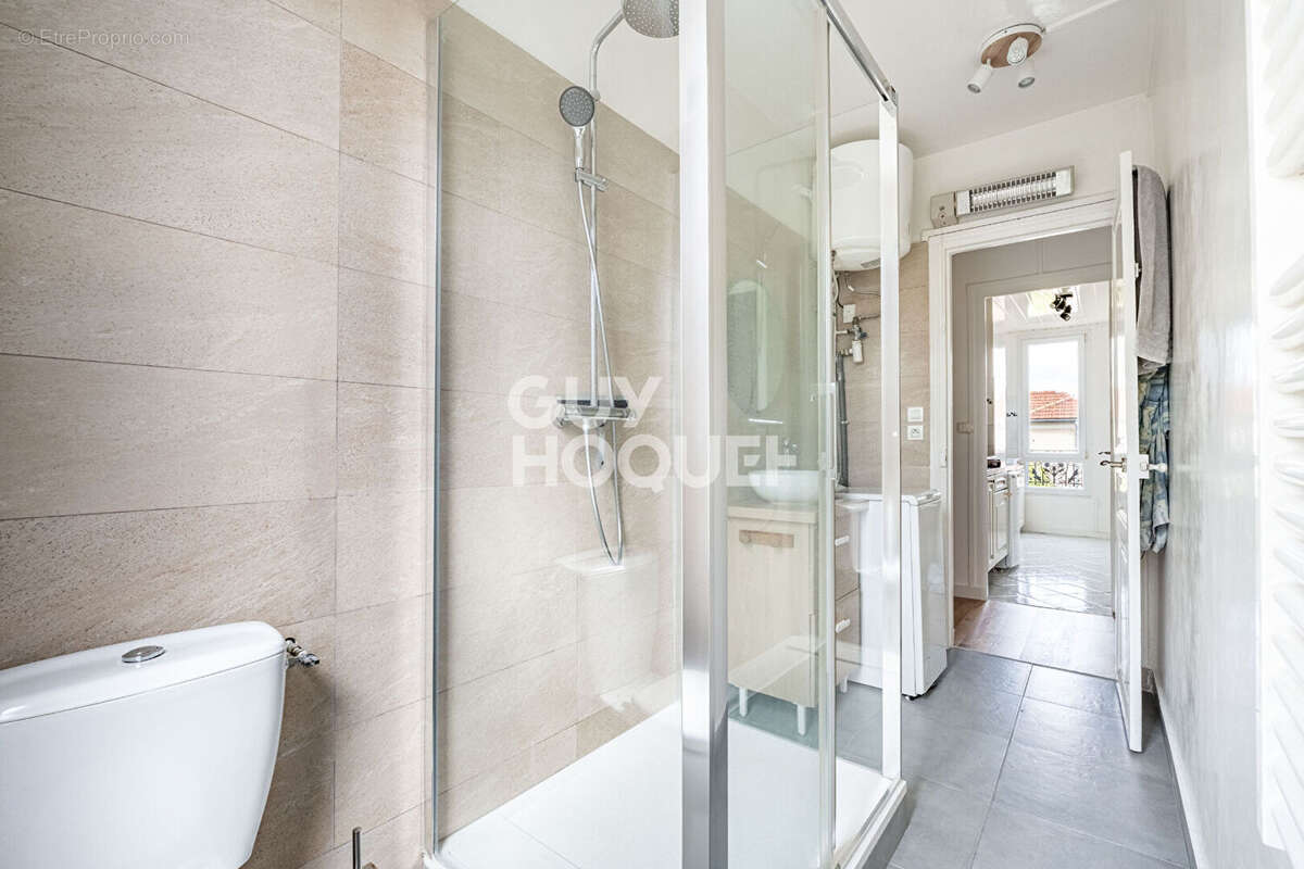 Appartement à GENNEVILLIERS