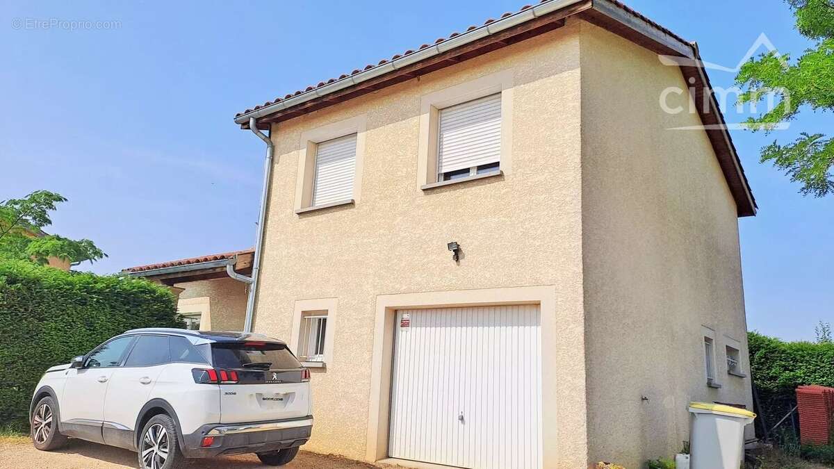 Maison à COLOMBIER-SAUGNIEU