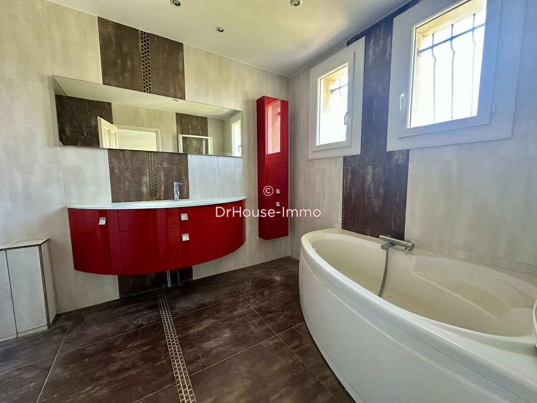 Maison 195 m² à Bourg-Les-Valence  - photo 36
