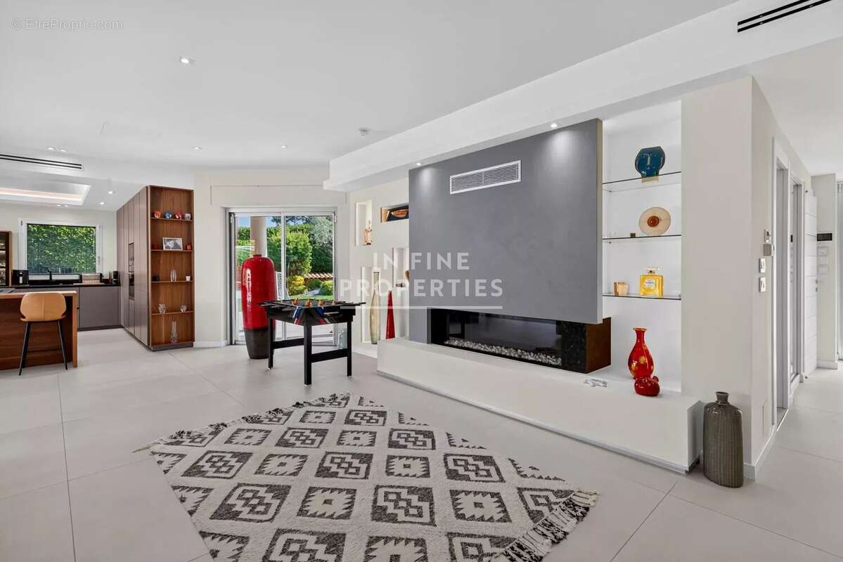 Mougins - villa de plain-pied- 4 chambres - photo 15