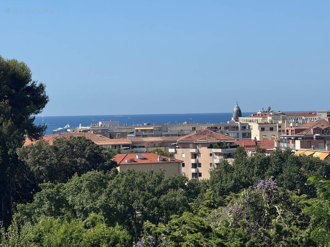 Appartement à CANNES