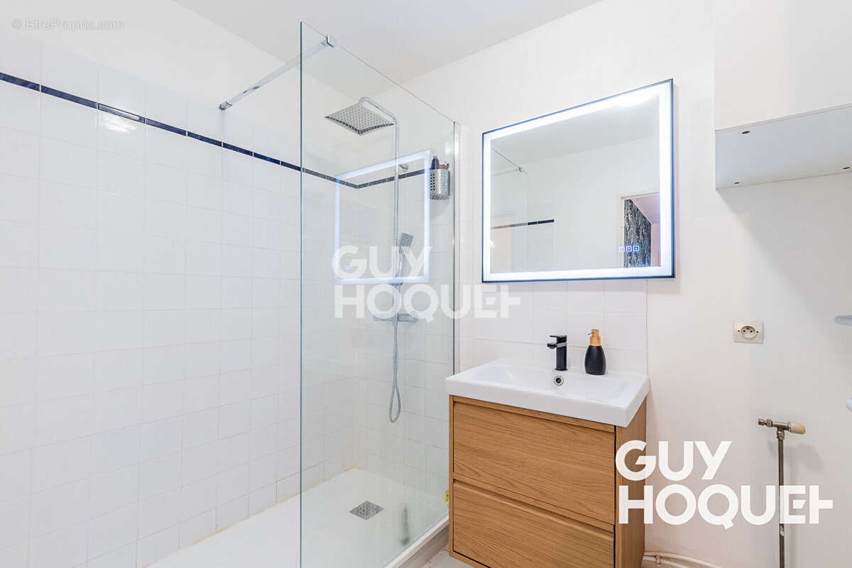 Appartement à ATHIS-MONS